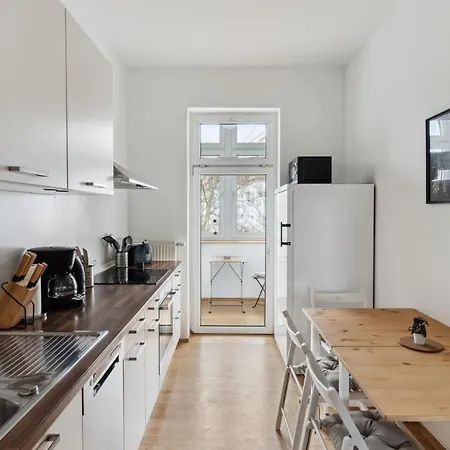 Apartment Fuer 13 Gaeste, 2 Baeder, 2 Loggia'S, Leipzig Zentrum Ost Extérieur photo