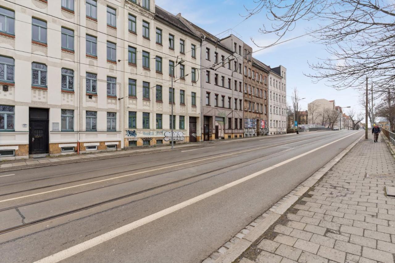 Fuer 13 Gaeste, 2 Baeder, 2 Loggia's, Zentrum Ost Appartement *
